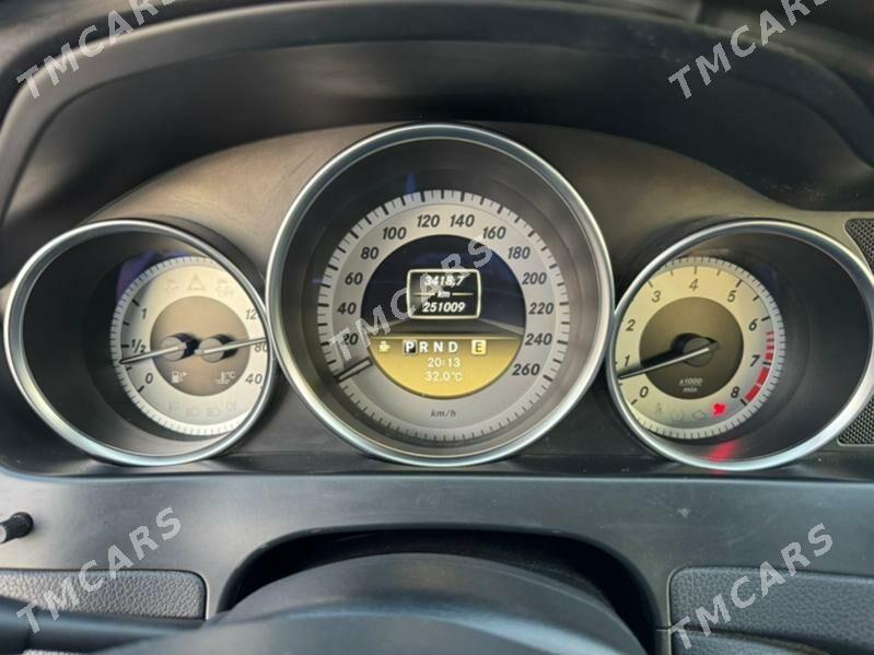 Mercedes-Benz C350 2012 - 220 000 TMT - Балканабат - img 7