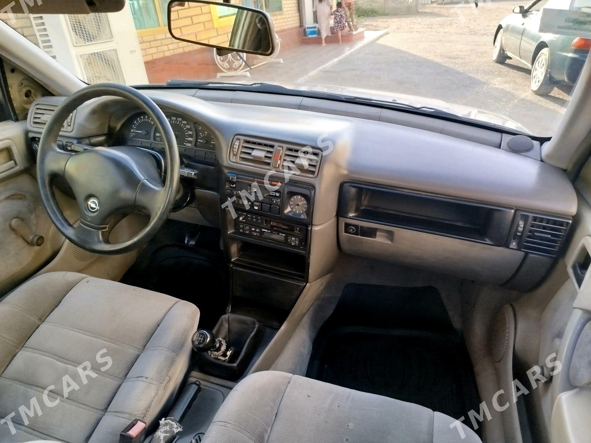 Opel Vectra 1991 - 39 000 TMT - Мары - img 6