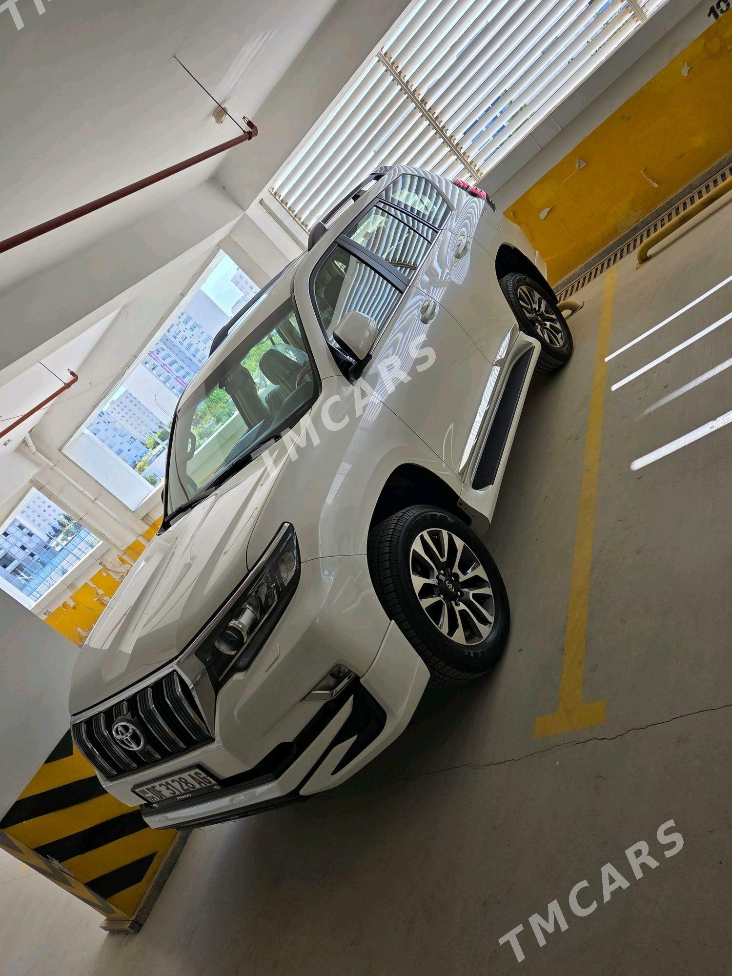 Toyota Land Cruiser Prado 2022 - 1 040 000 TMT - Aşgabat - img 5
