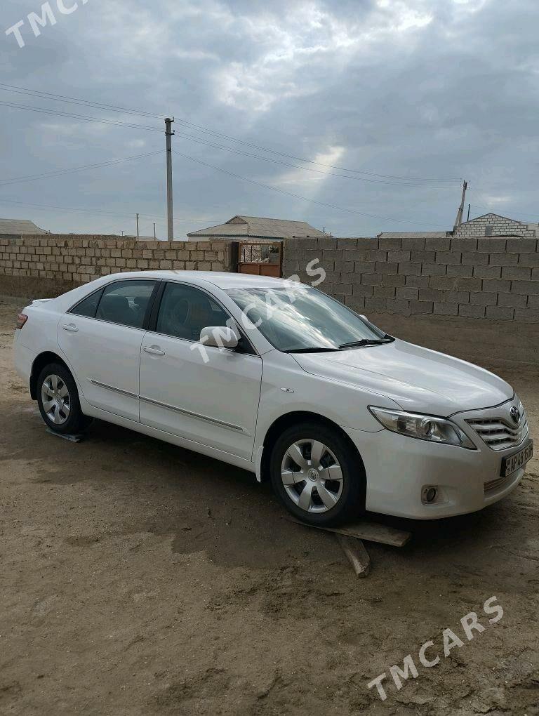 Toyota Camry 2011 - 150 000 TMT - Эсенгулы - img 6