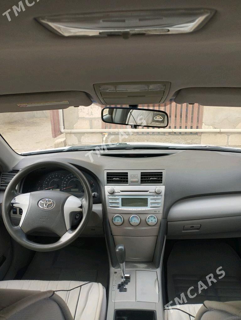 Toyota Camry 2011 - 150 000 TMT - Эсенгулы - img 9