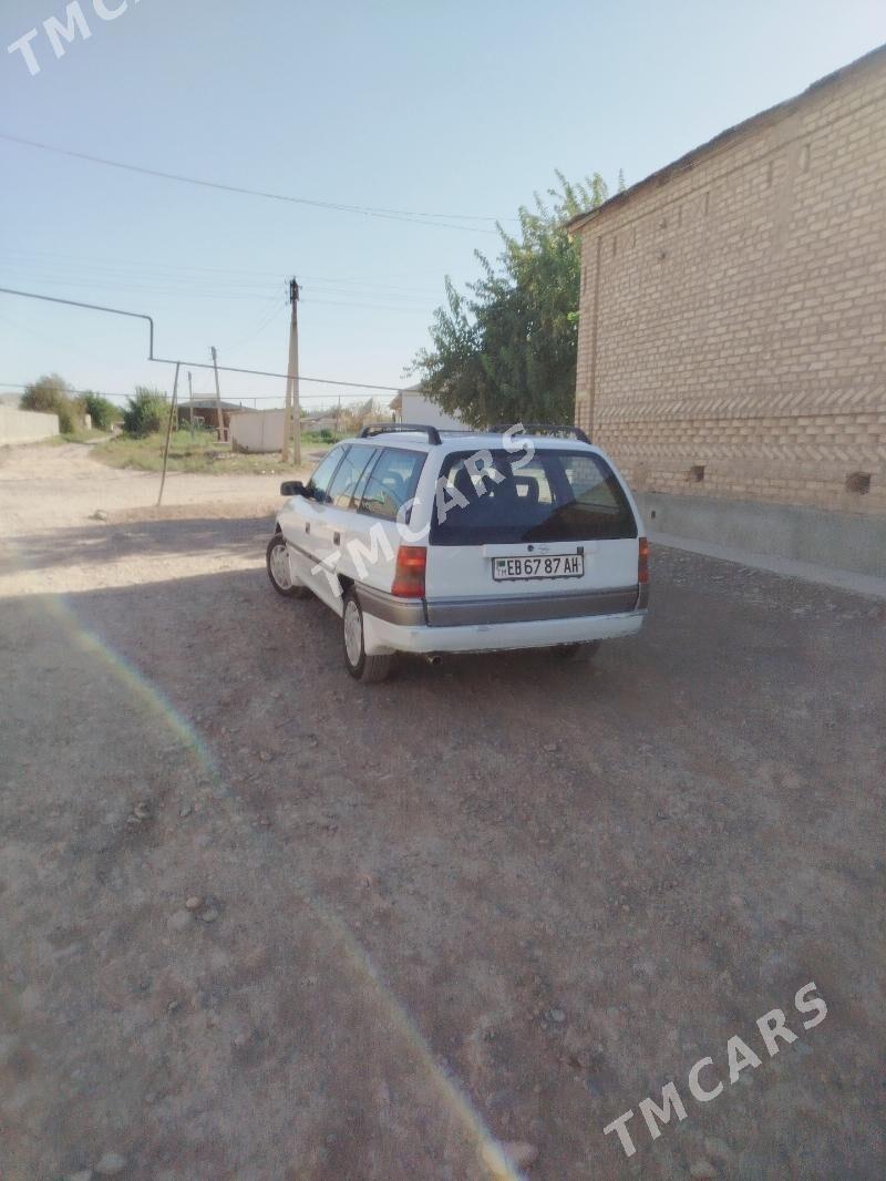 Opel Astra 1995 - 43 000 TMT - Теджен - img 4