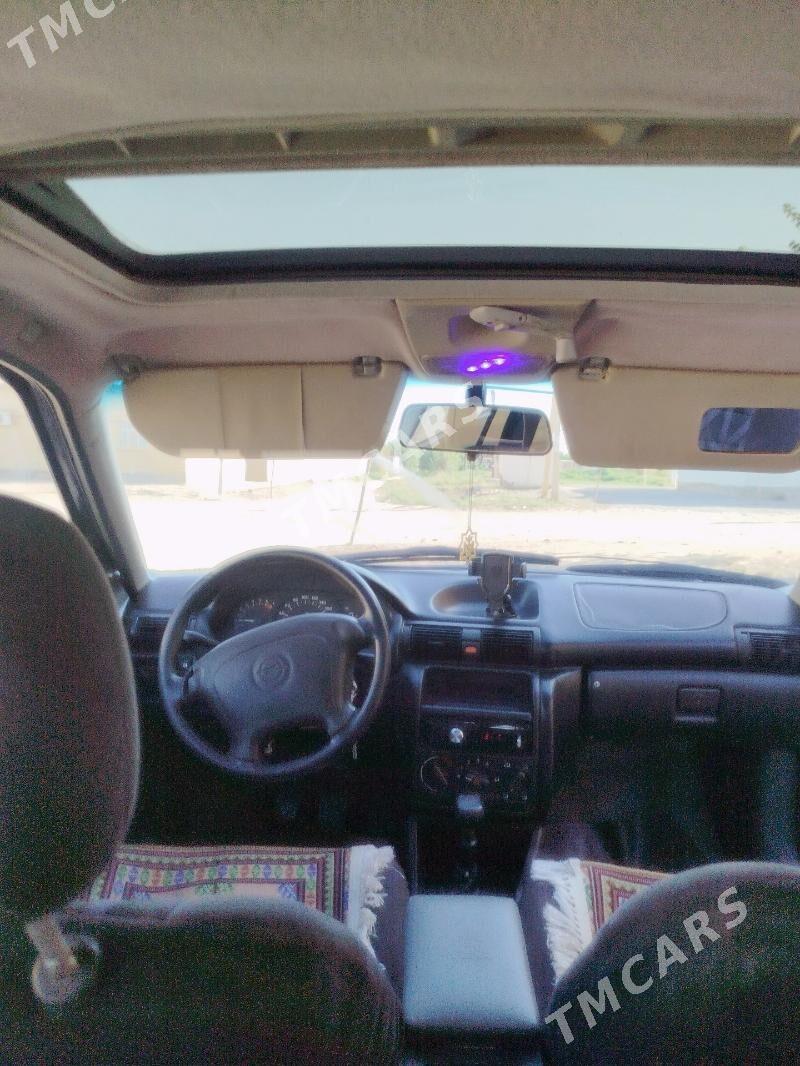 Opel Astra 1995 - 43 000 TMT - Теджен - img 5