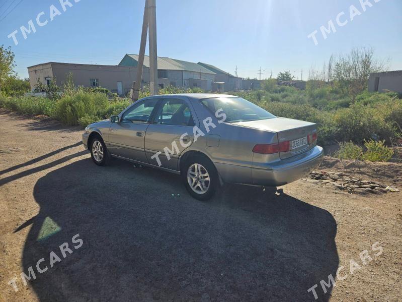 Toyota Camry 2000 - 147 000 TMT - Köneürgenç - img 2