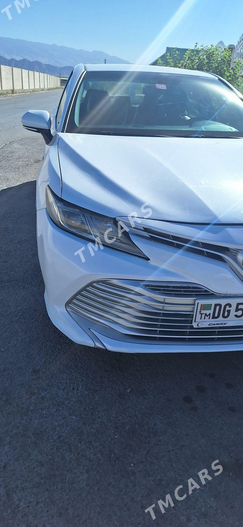 Toyota Camry Hybrid 2019 - 240 000 TMT - Büzmeýin - img 7