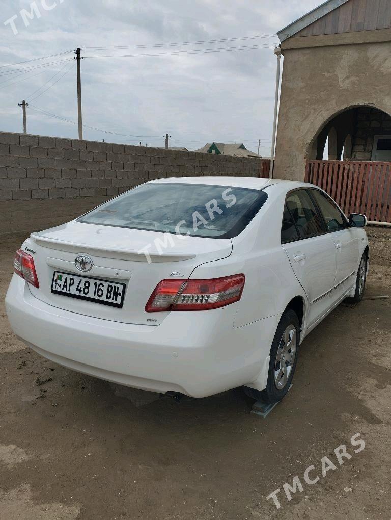 Toyota Camry 2011 - 150 000 TMT - Esenguly - img 4