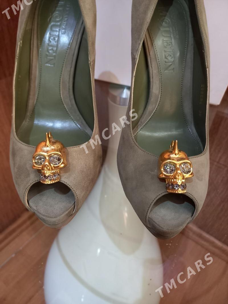 ИТАЛИЯ! McQueen  оригинал!!! - Howdan "W" - img 2