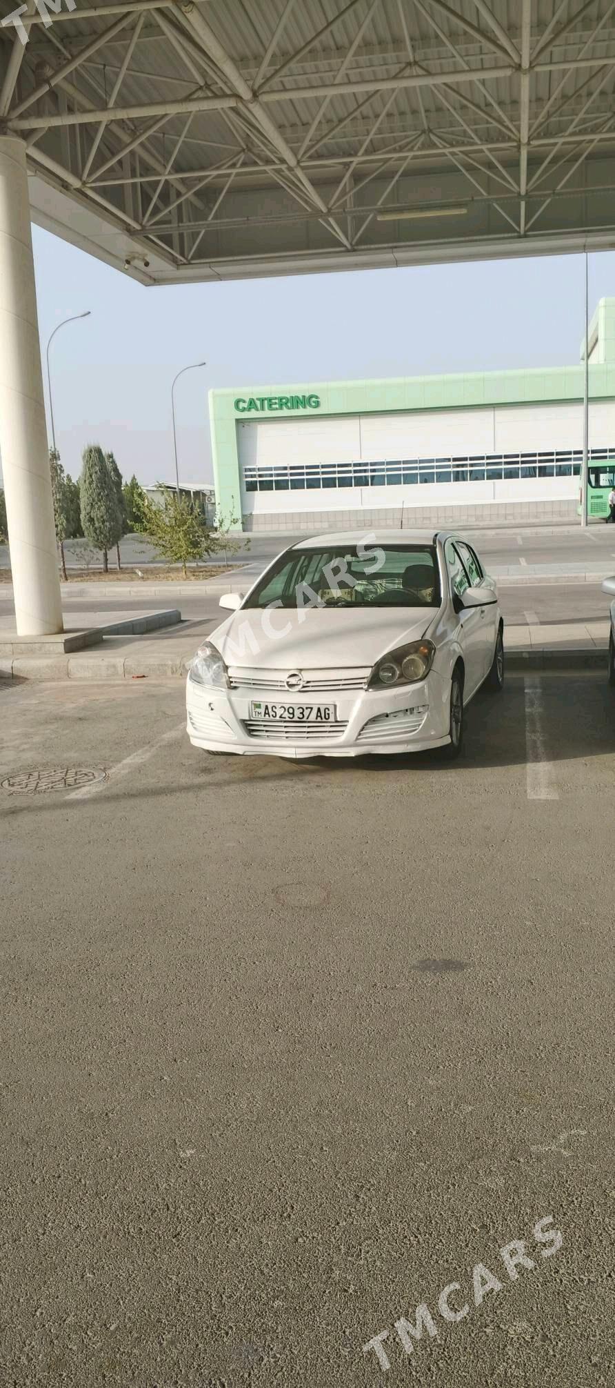 Opel Astra 2005 - 94 000 TMT - Кипджак - img 2