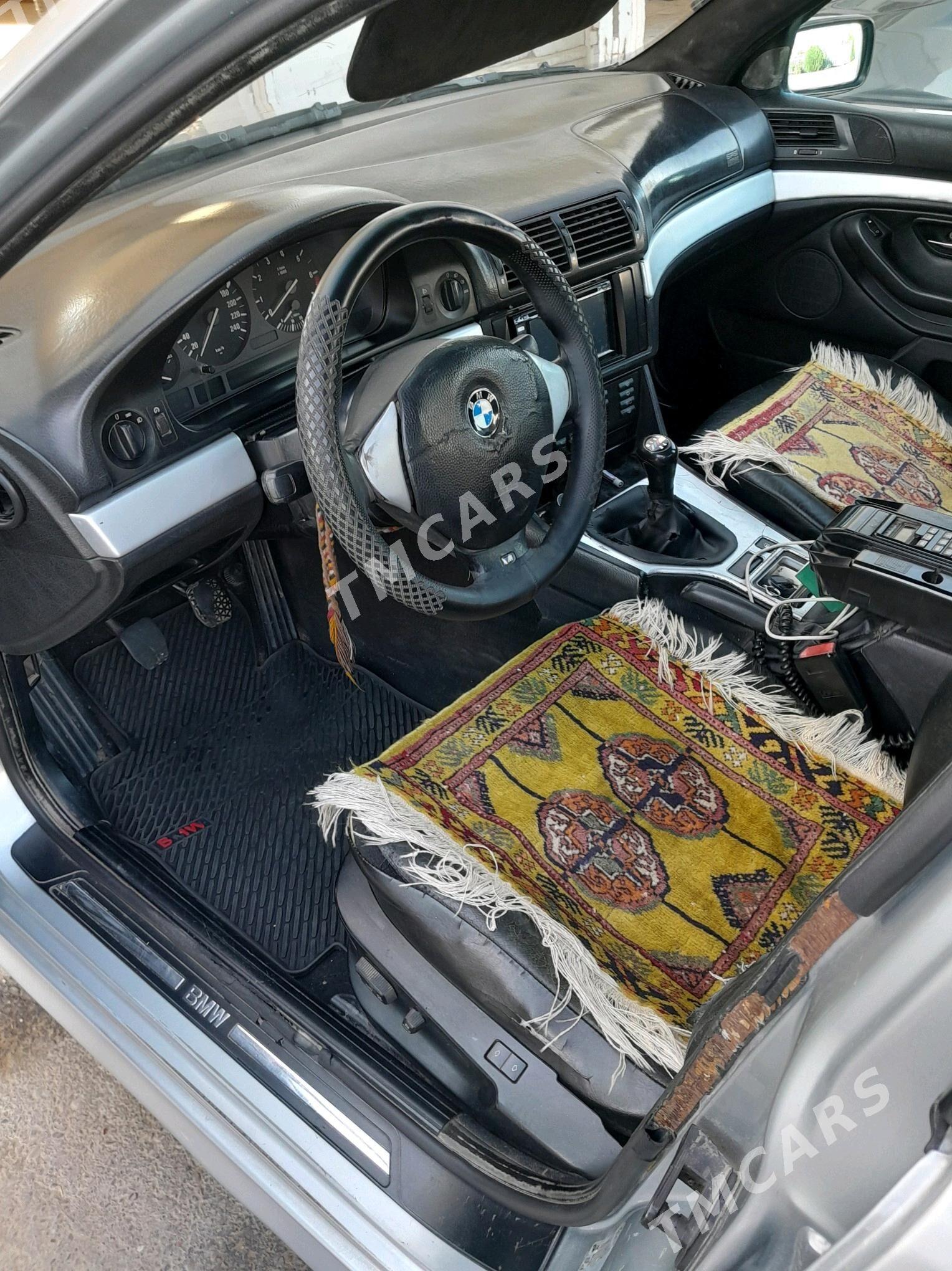 BMW E39 1997 - 72 000 TMT - Mary - img 5
