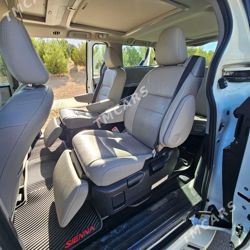 Toyota Sienna 2017 - 450 000 TMT - Aşgabat - img 3