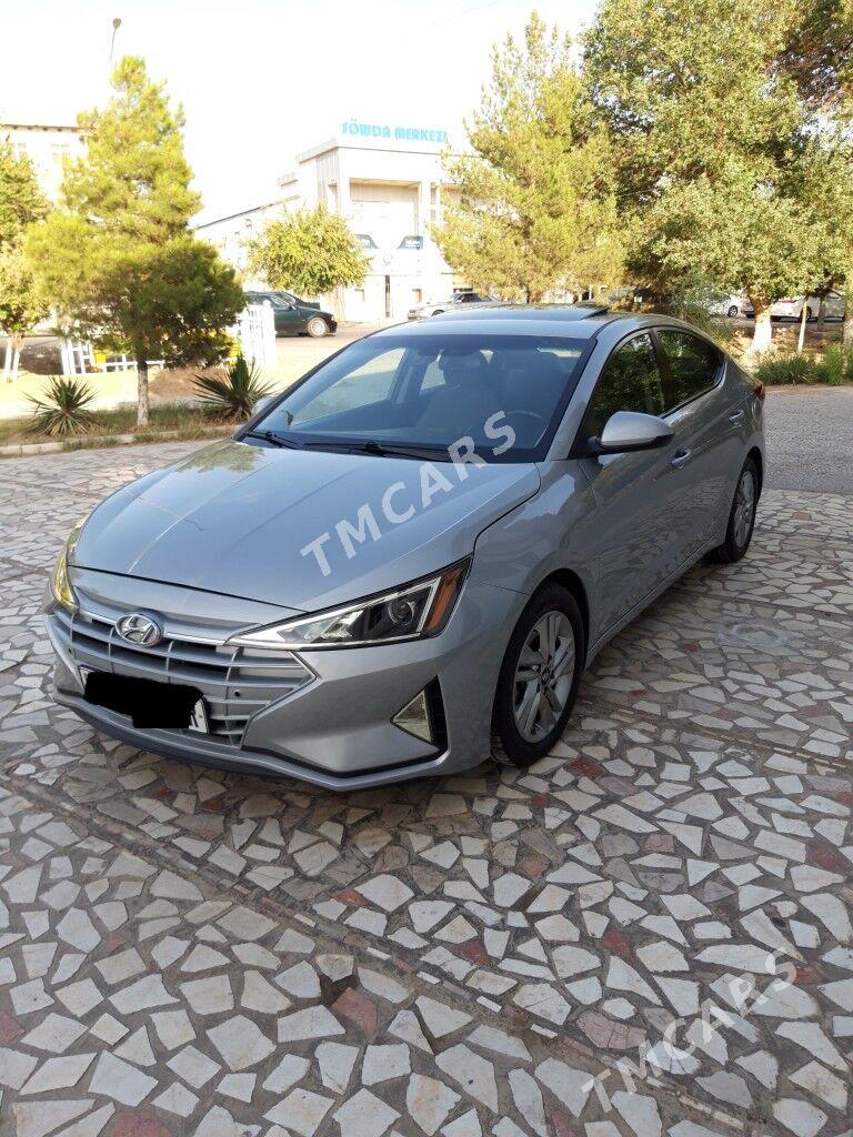 Hyundai Elantra 2019 - 200 000 TMT - Mary - img 2