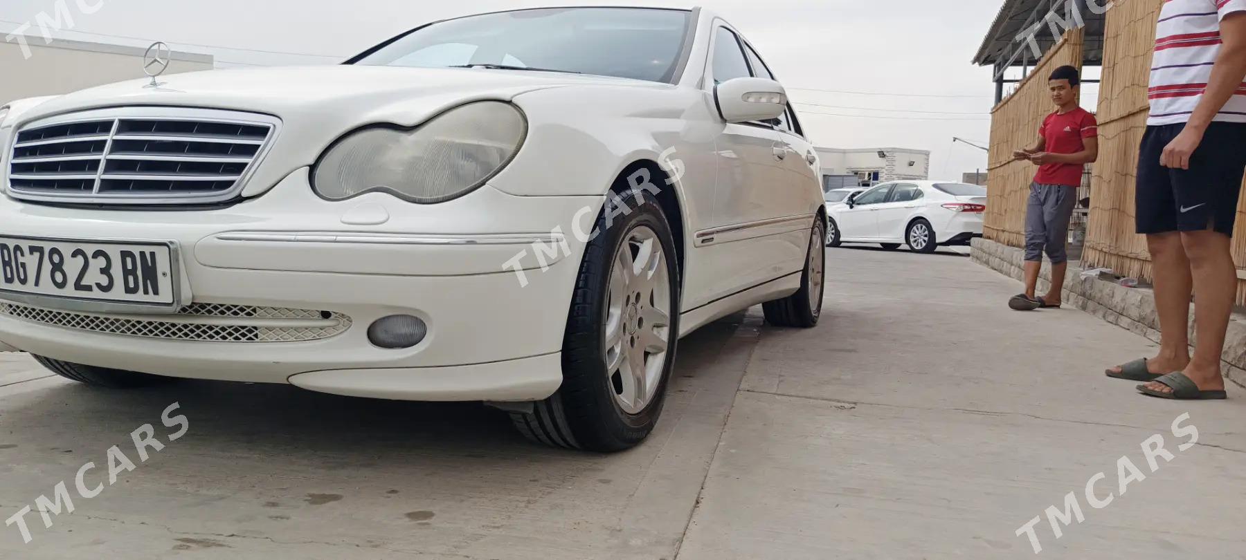 Mercedes-Benz C320 2001 - 100 000 TMT - Балканабат - img 2