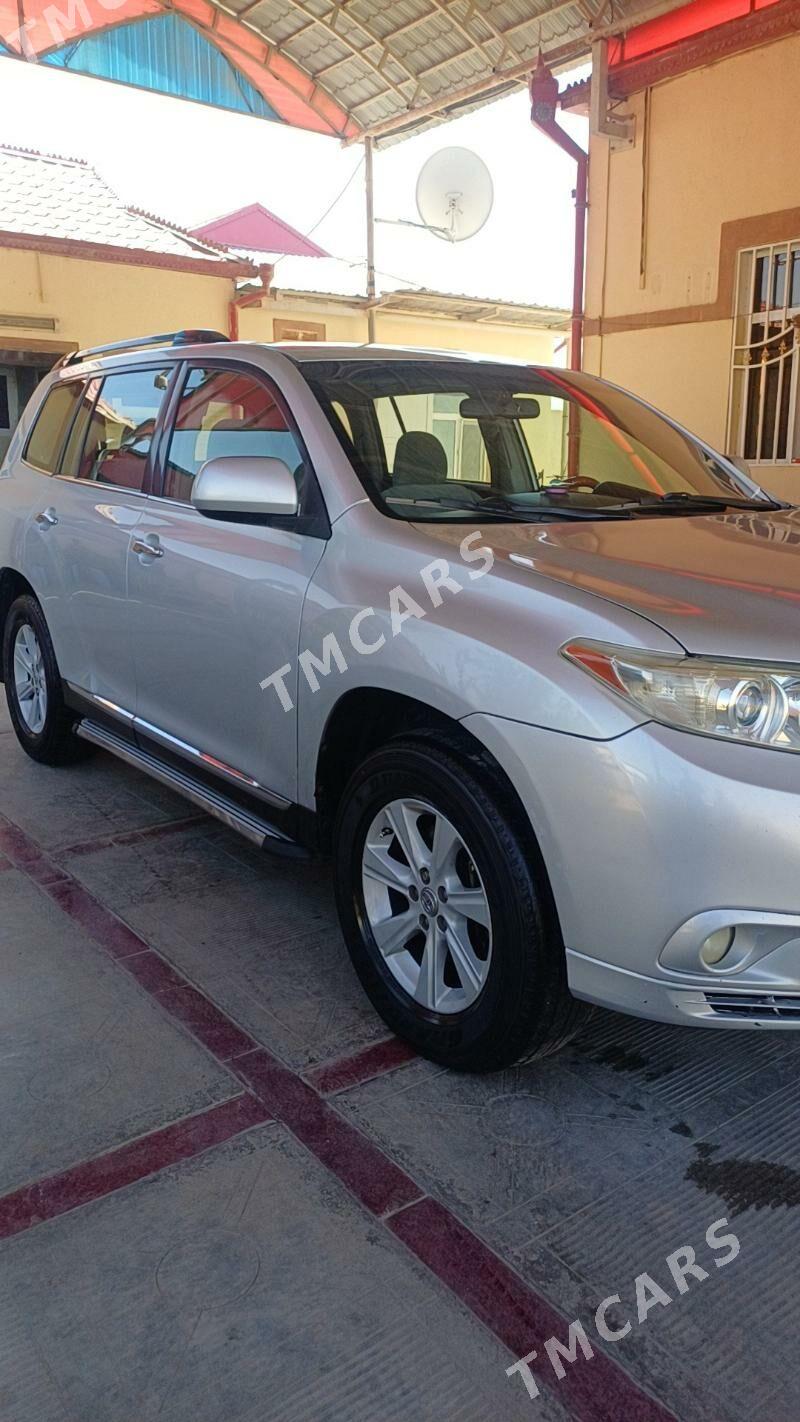Toyota Highlander 2011 - 290 000 TMT - Серахс - img 3