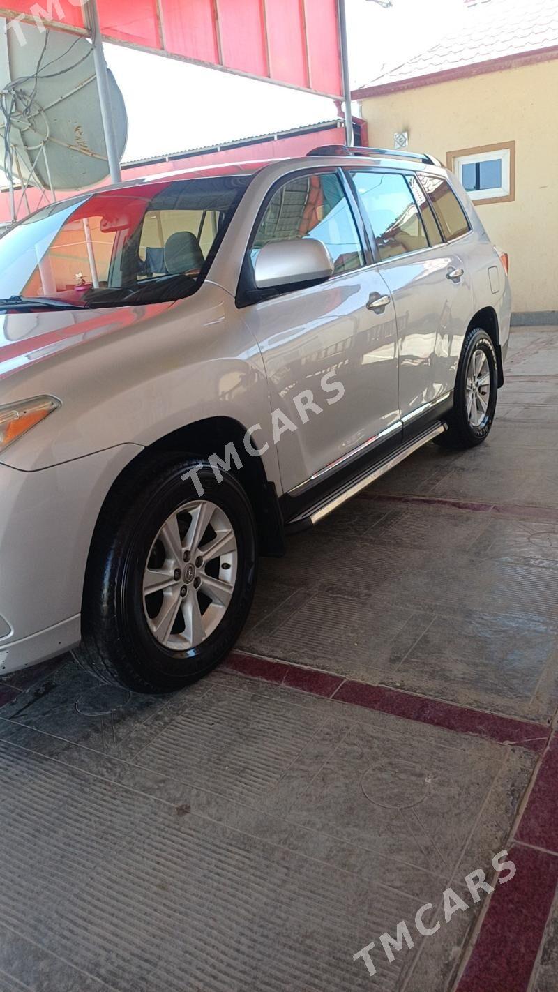 Toyota Highlander 2011 - 290 000 TMT - Серахс - img 4
