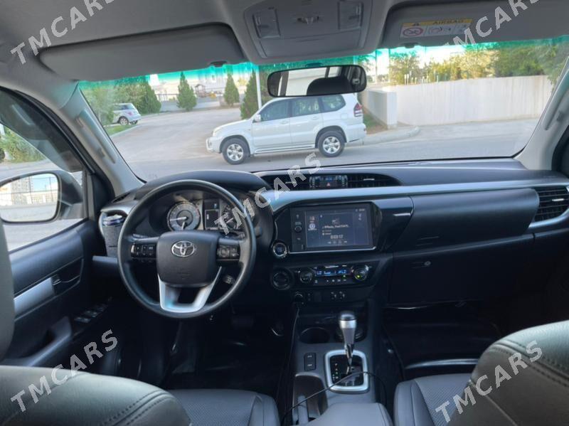 Toyota Hilux 2022 - 647 000 TMT - Ашхабад - img 5