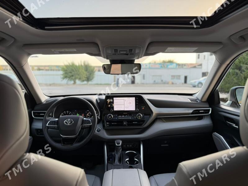 Toyota Highlander 2021 - 550 000 TMT - Мары - img 3