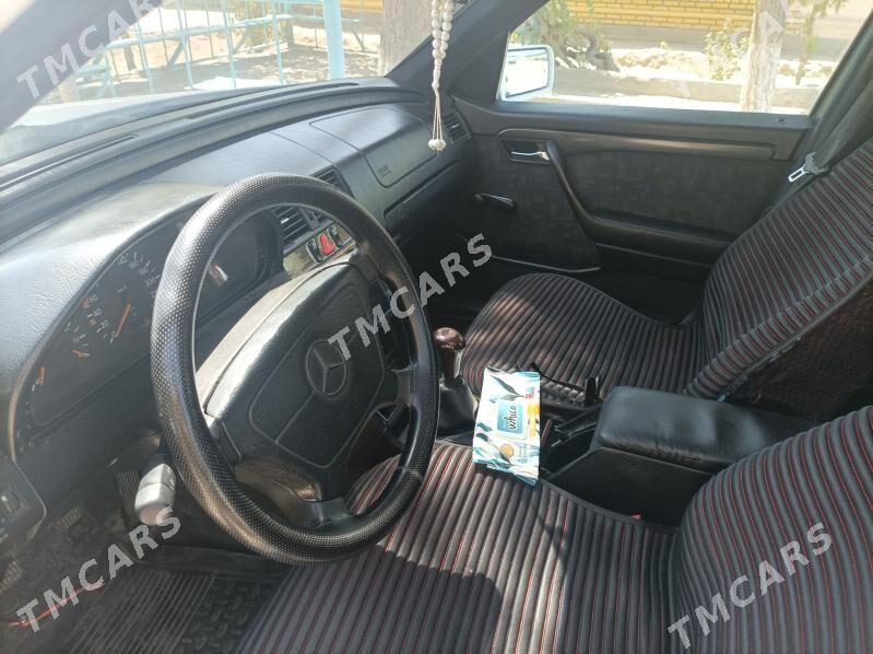 Mercedes-Benz C-Class 1995 - 60 000 TMT - Mary - img 5