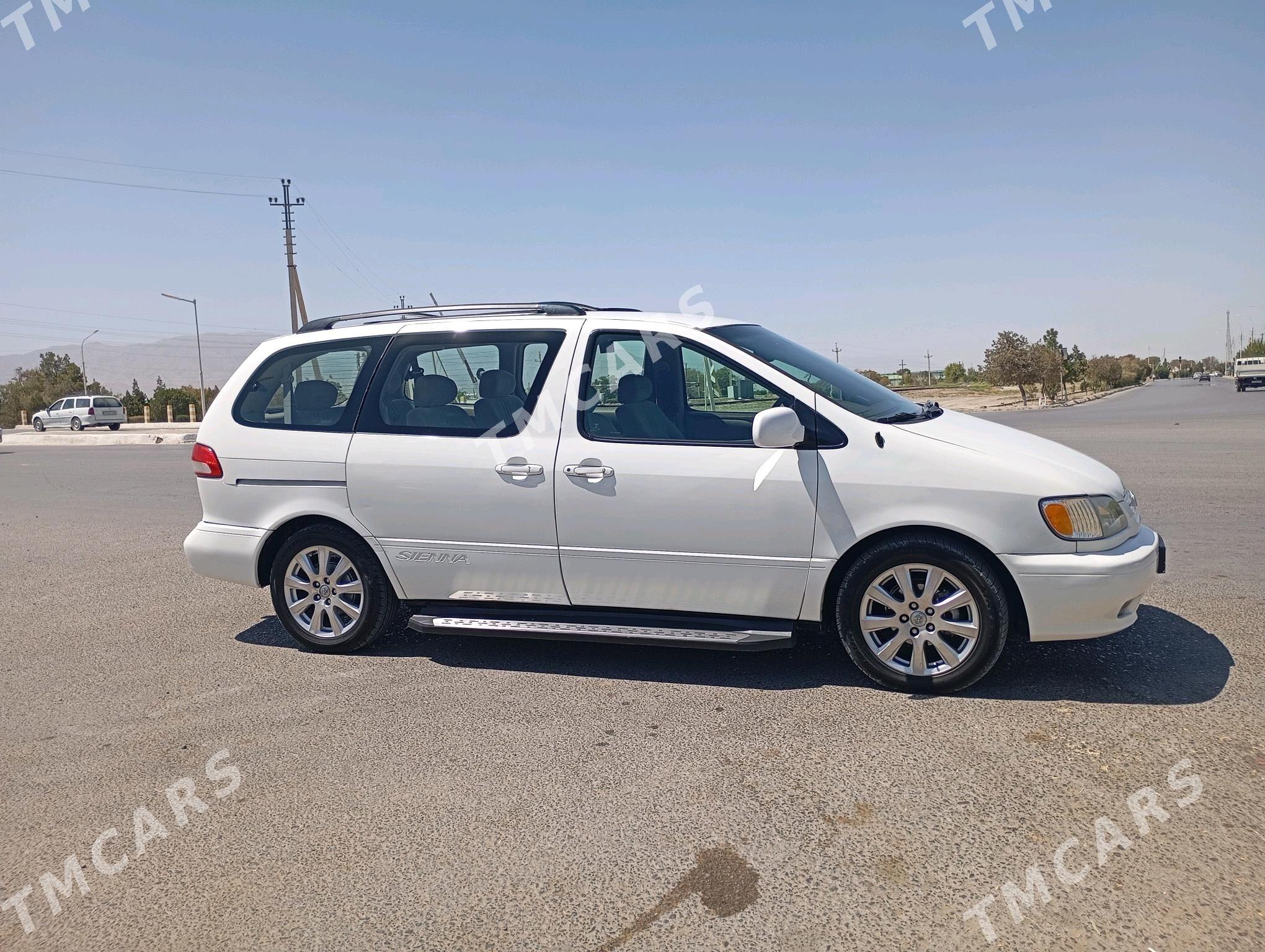 Toyota Sienna 2003 - 160 000 TMT - Bäherden - img 8