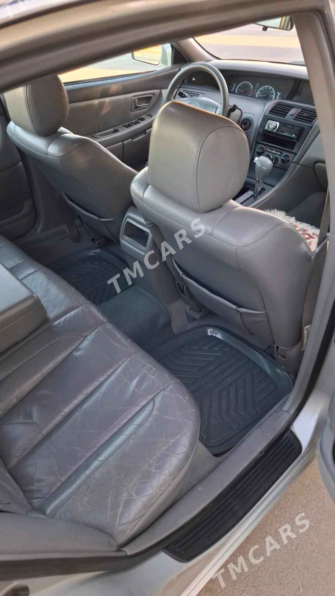 Toyota Avalon 2002 - 175 000 TMT - Gurtly - img 4