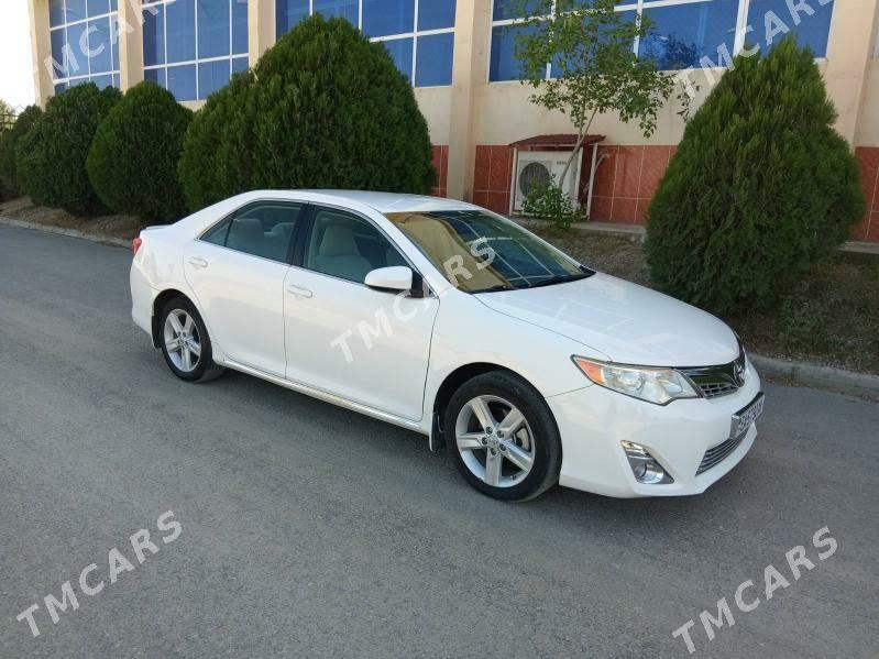 Toyota Camry 2013 - 200 000 TMT - Бахарден - img 4