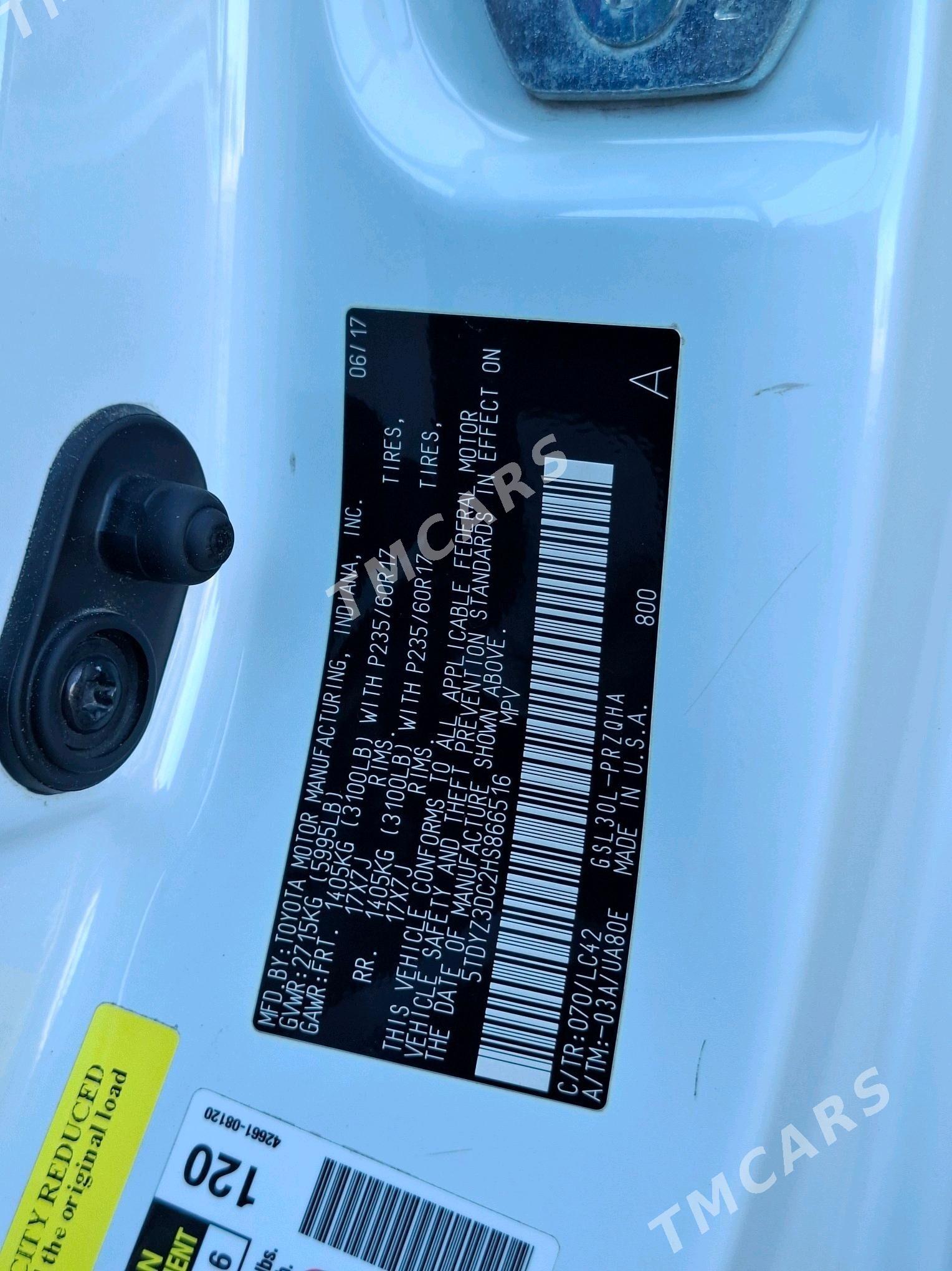 Toyota Sienna 2018 - 415 000 TMT - Türkmenbaşy - img 7