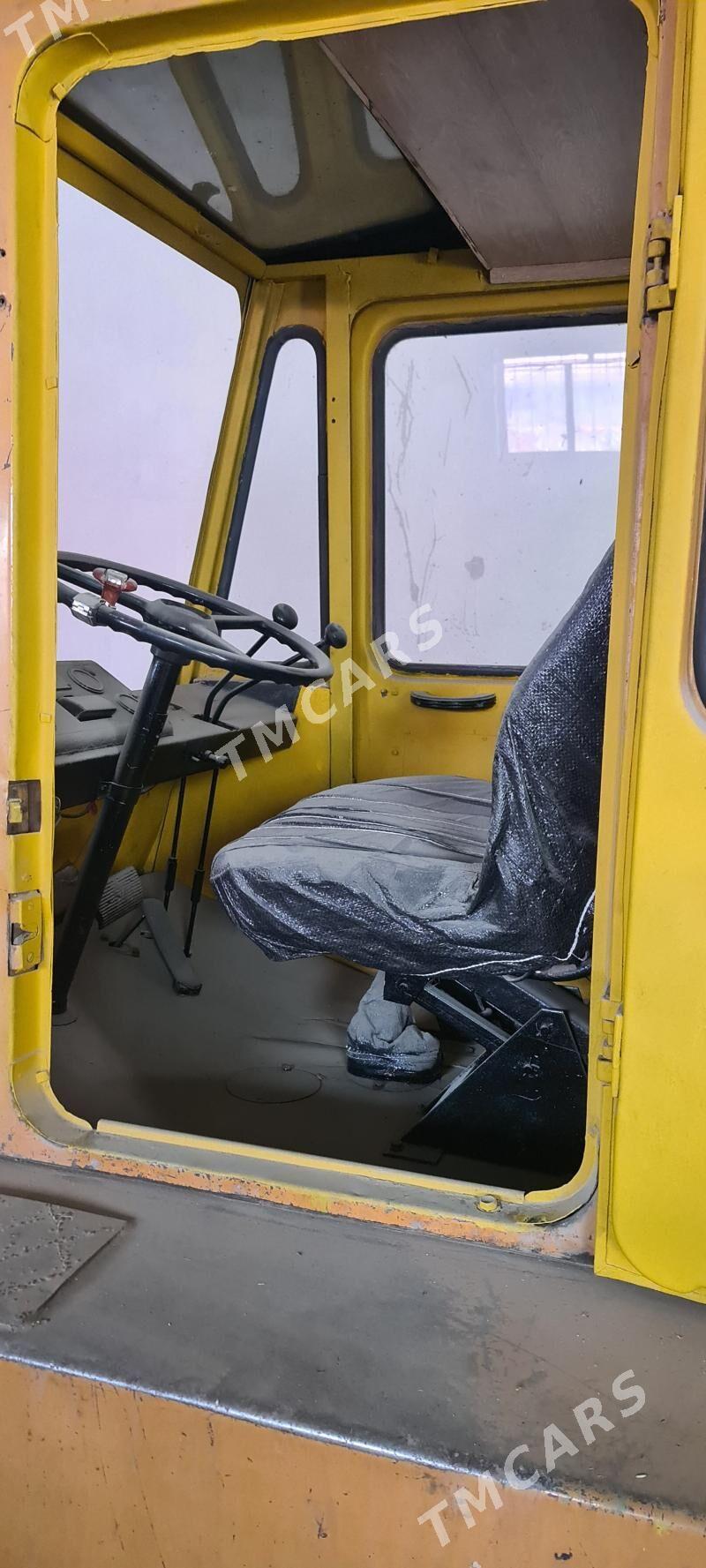Kara Forklift 1998 - 110 000 TMT - Änew - img 3