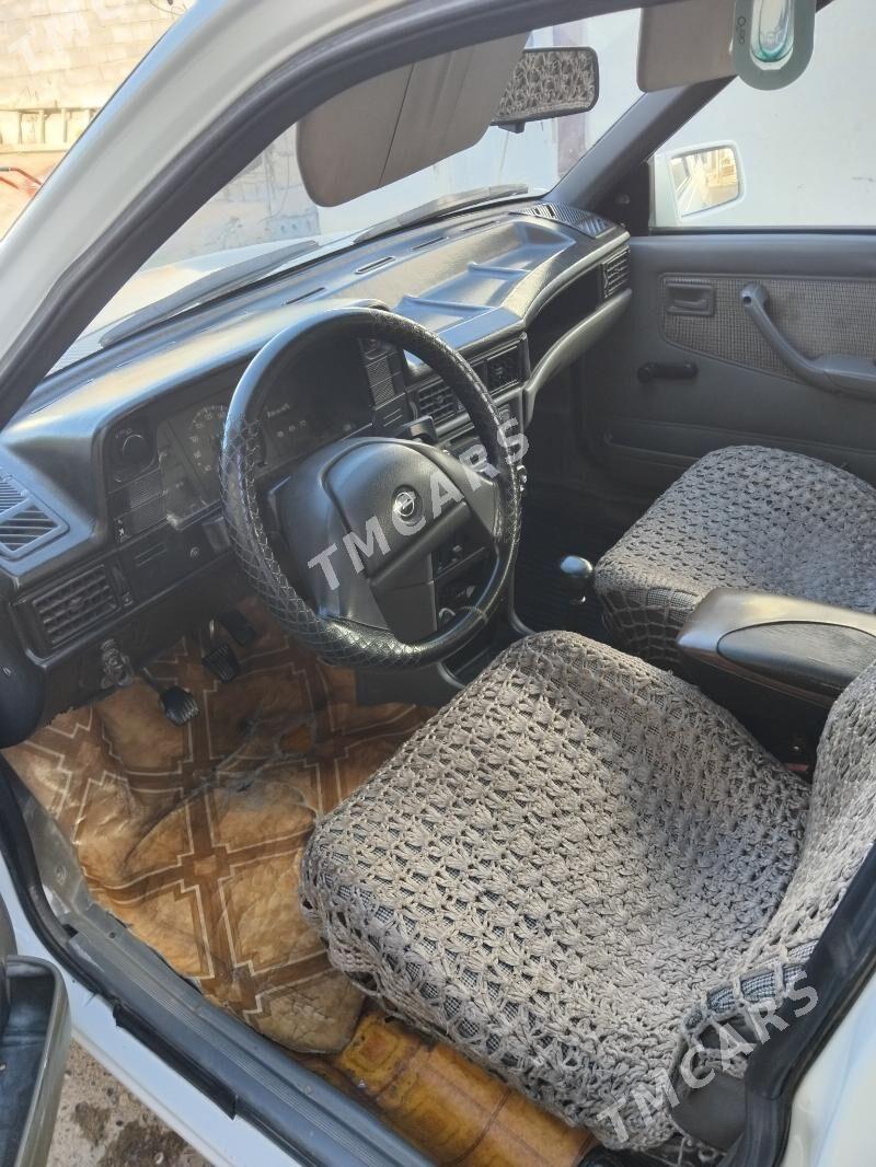 Opel Omega 1987 - 30 000 TMT - Ýaşlyk - img 3