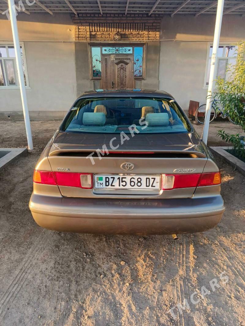 Toyota Camry 1999 - 132 000 TMT - Гурбансолтан Едже - img 8
