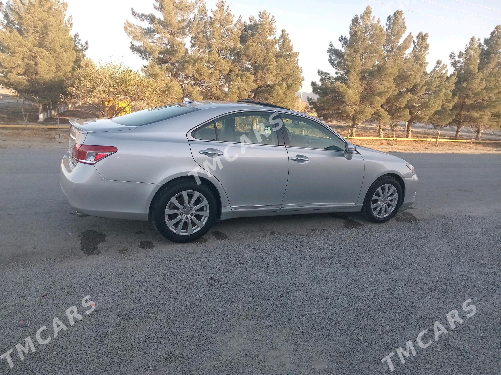 Lexus ES 350 2011 - 230 000 TMT - Bäherden - img 4