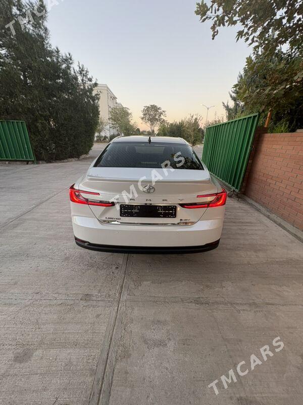 Toyota Camry Hybrid 2024 - 750 000 TMT - Änew - img 4