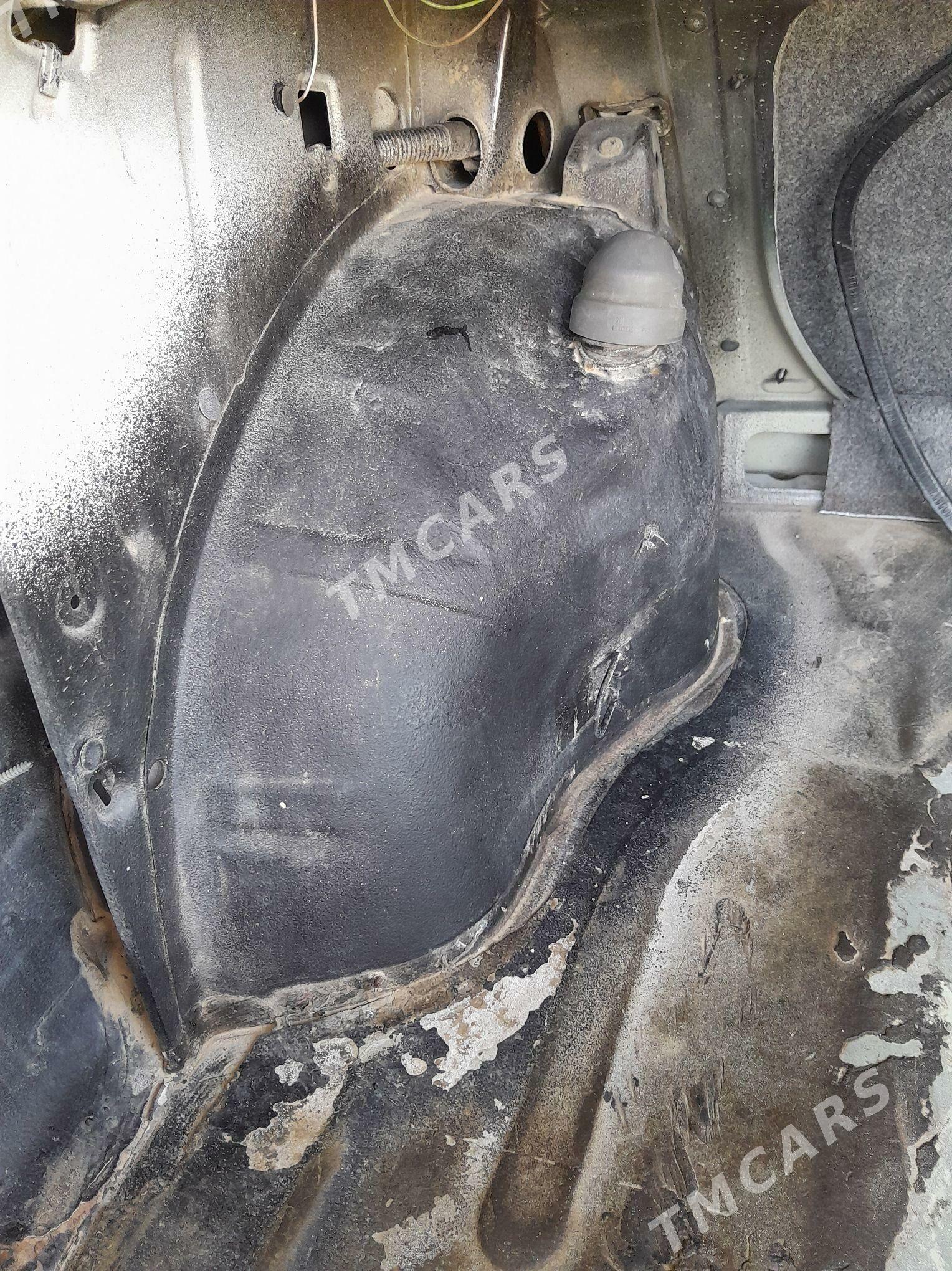 Opel Vectra 1993 - 36 000 TMT - Фарап - img 7