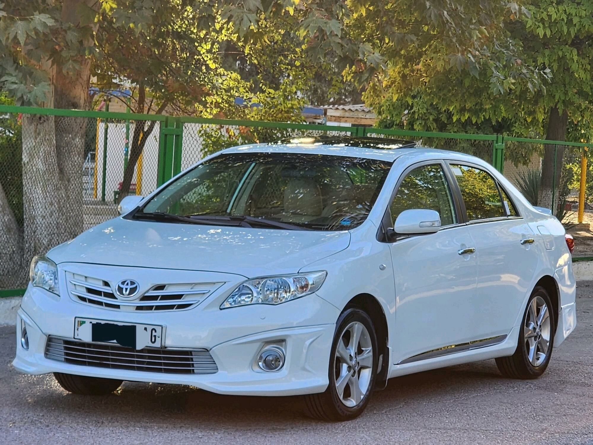 Toyota Corolla 2013 - 188 000 TMT - Aşgabat - img 2