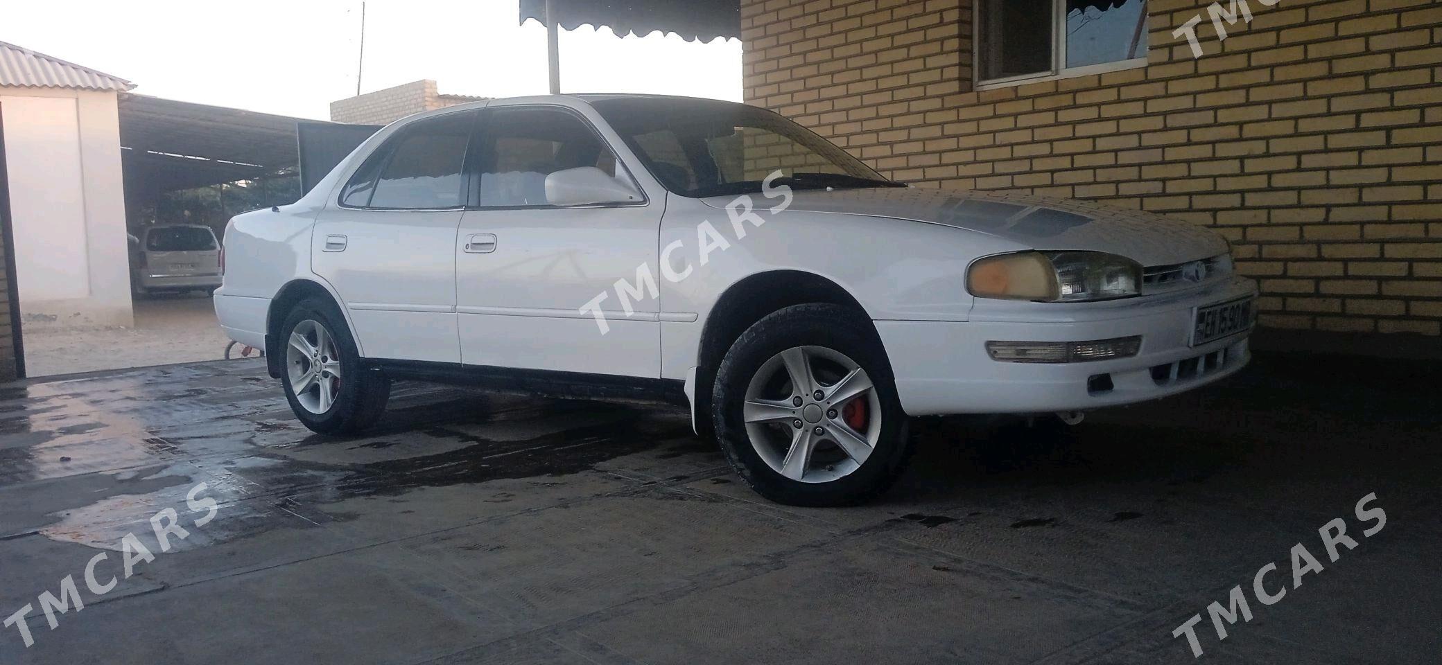 Toyota Camry 1995 - 80 000 TMT - Sakarçäge - img 7