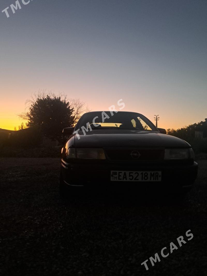 Opel Vectra 1989 - 36 000 TMT - Mary - img 2