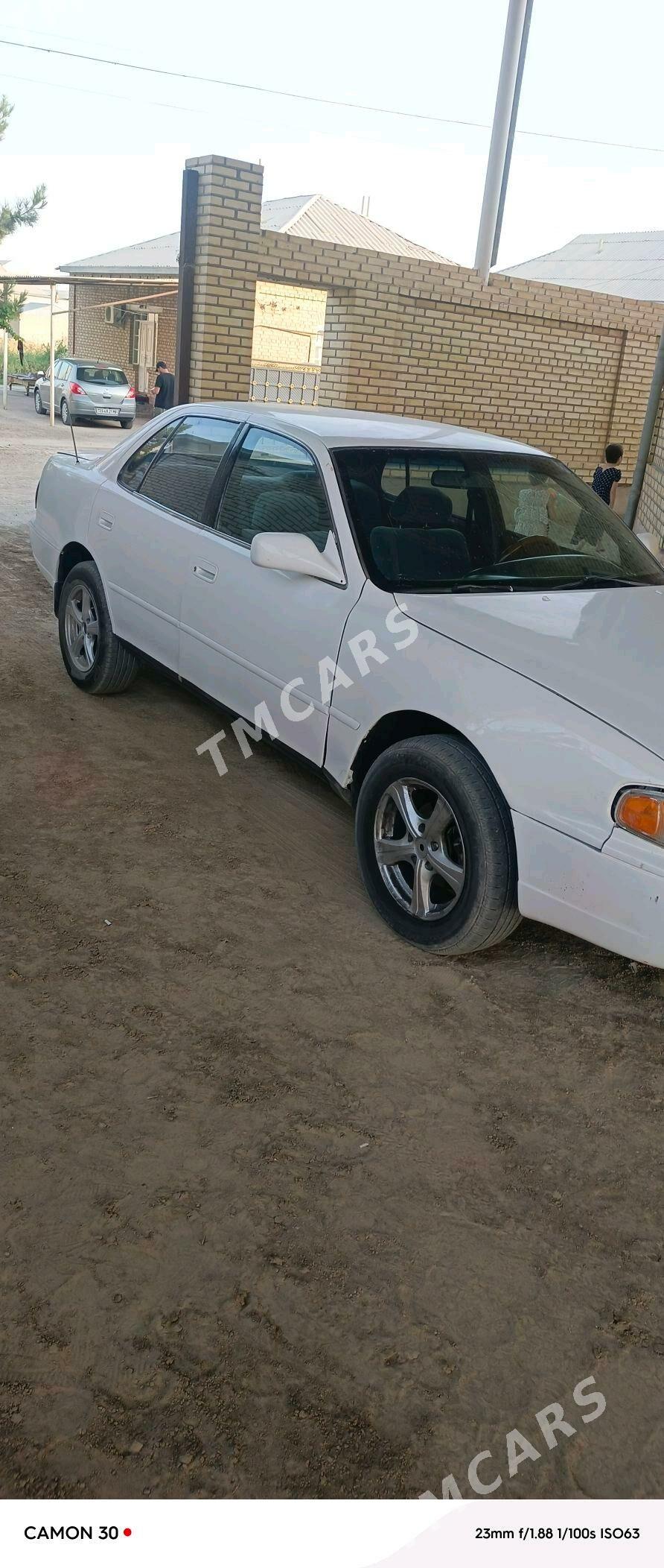 Toyota Camry 1992 - 55 000 TMT - Мары - img 4