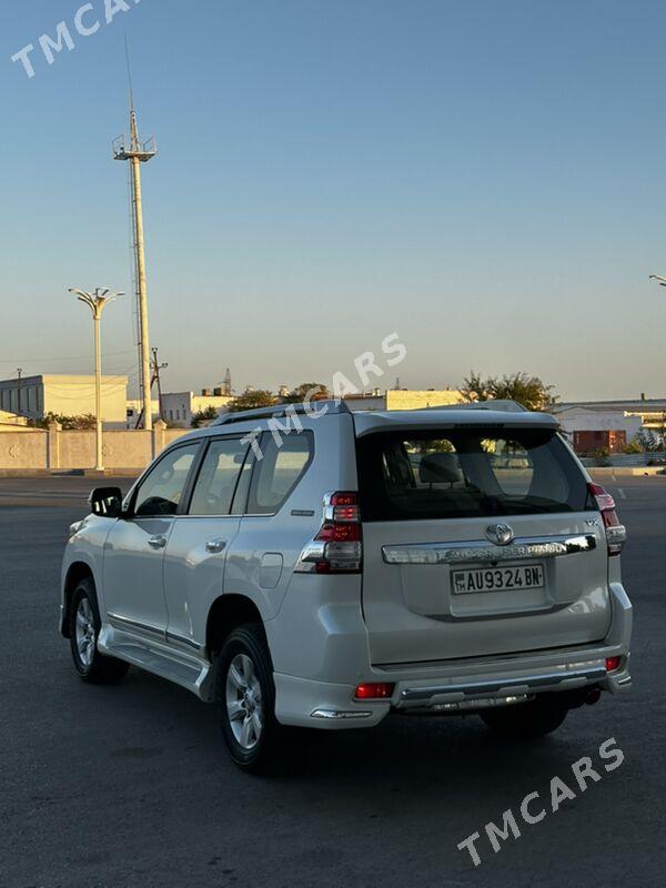 Toyota Land Cruiser Prado 2017 - 700 000 TMT - Balkanabat - img 5