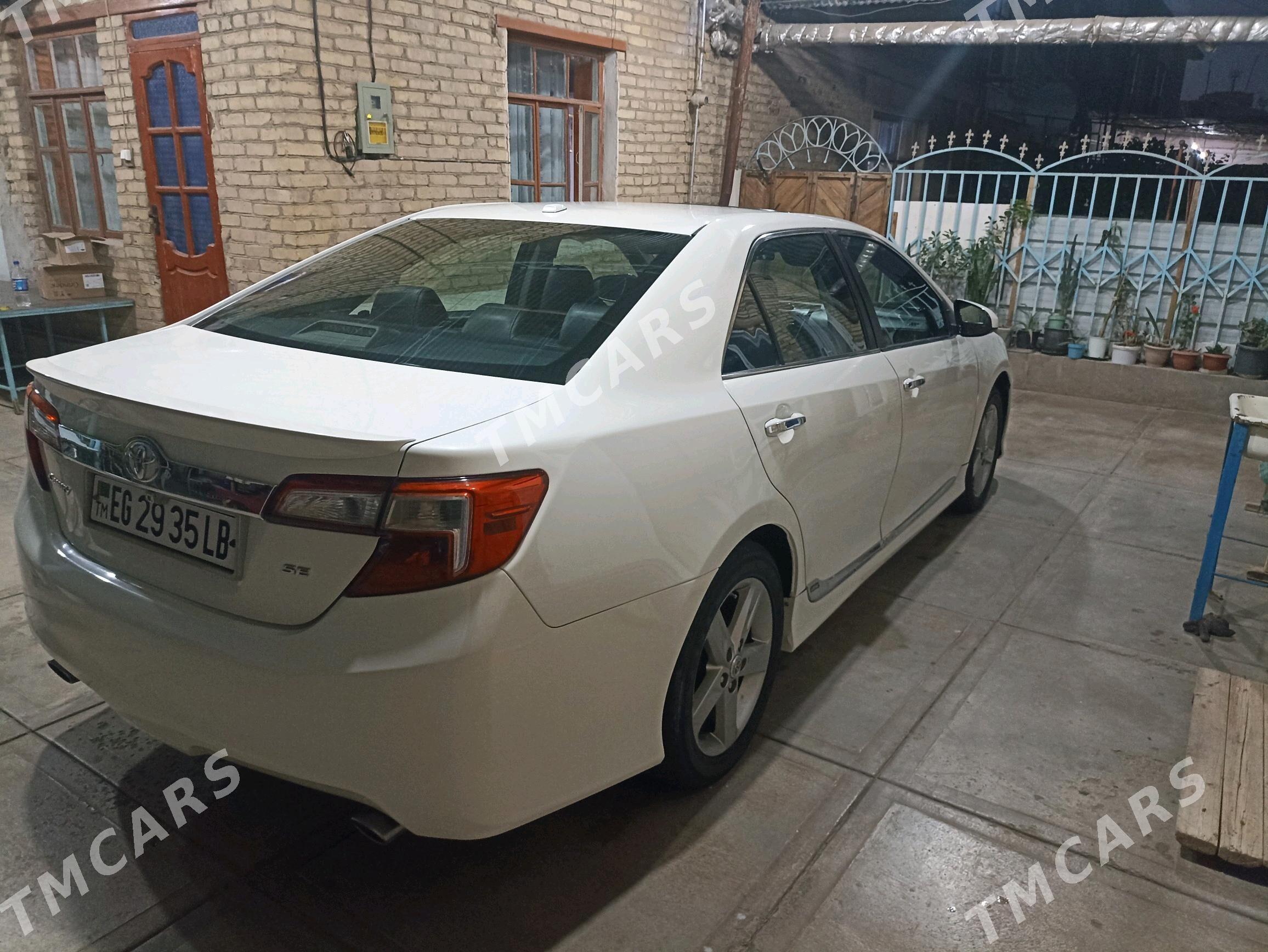 Toyota Camry 2012 - 240 000 TMT - Farap - img 4