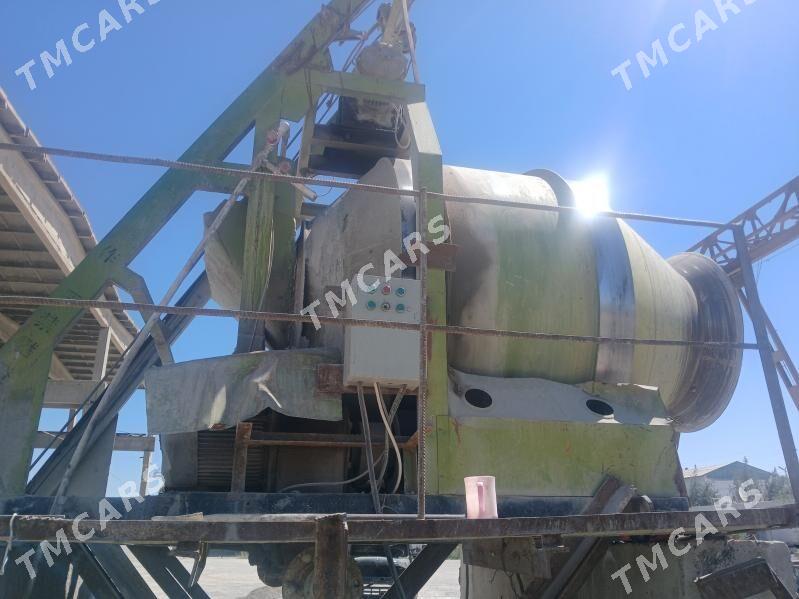 Liebherr A-series 2016 - 60 000 TMT - Daşoguz - img 2