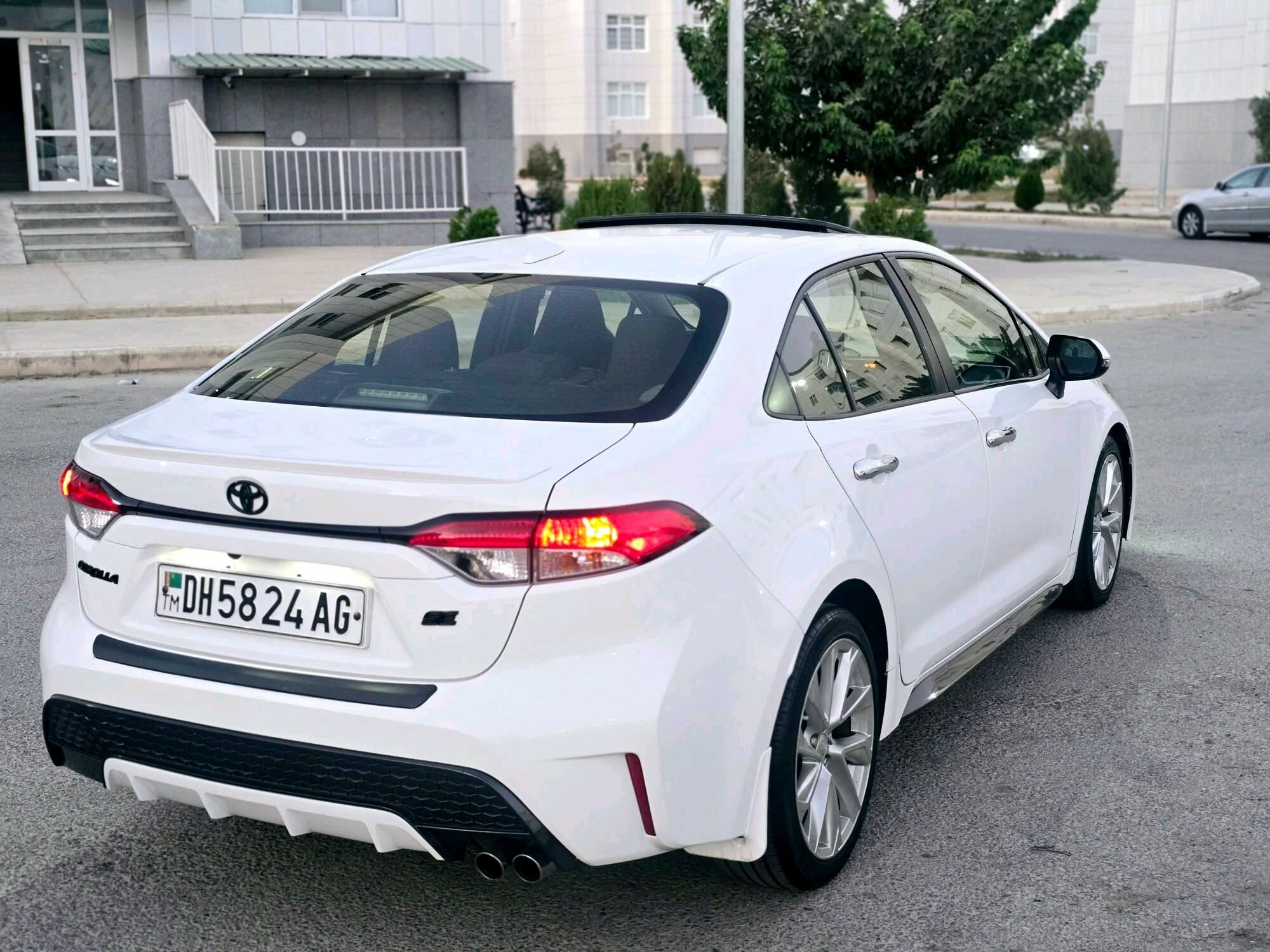 Toyota Corolla 2022 - 265 000 TMT - Ашхабад - img 4