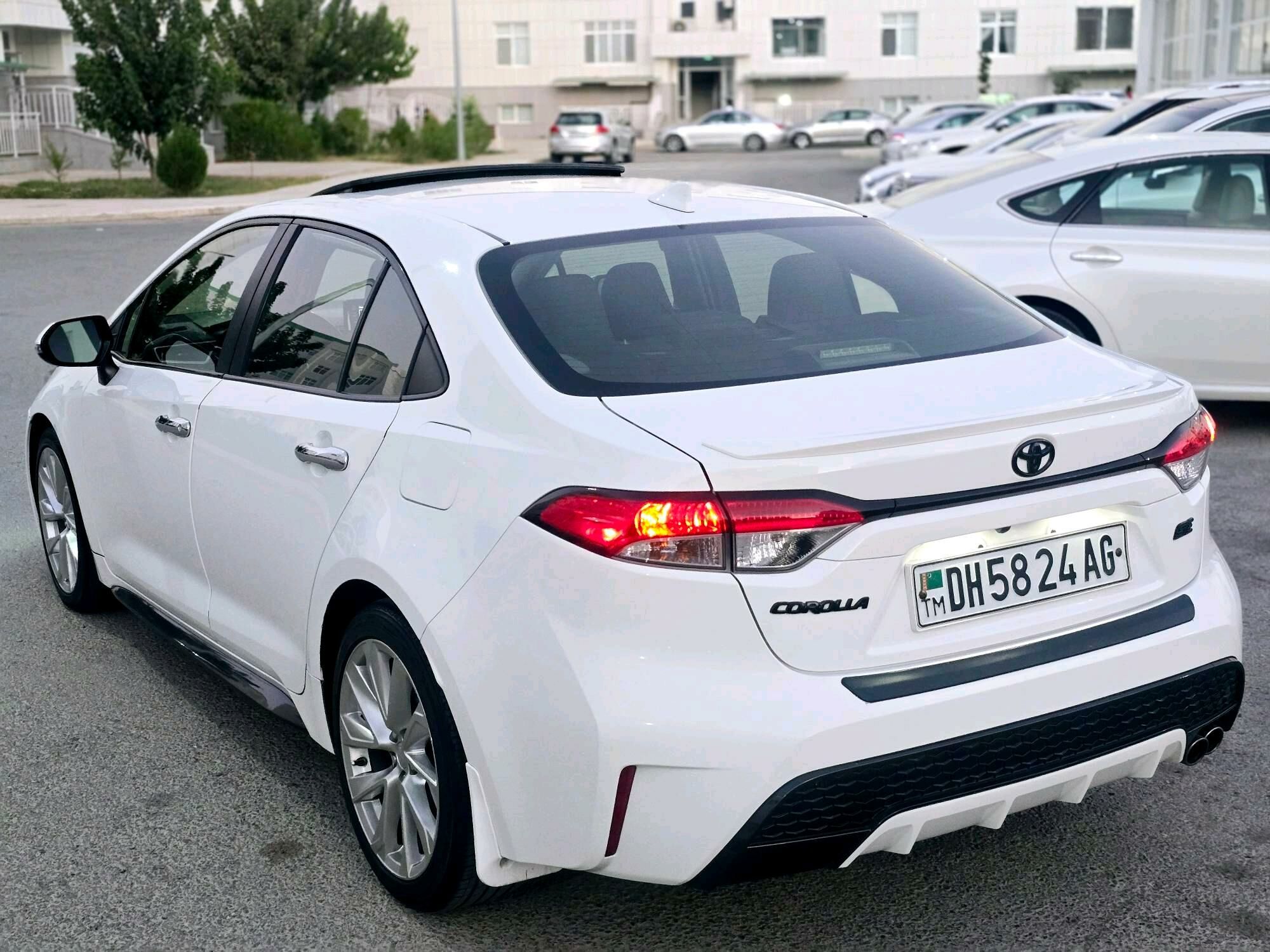 Toyota Corolla 2022 - 265 000 TMT - Ашхабад - img 6