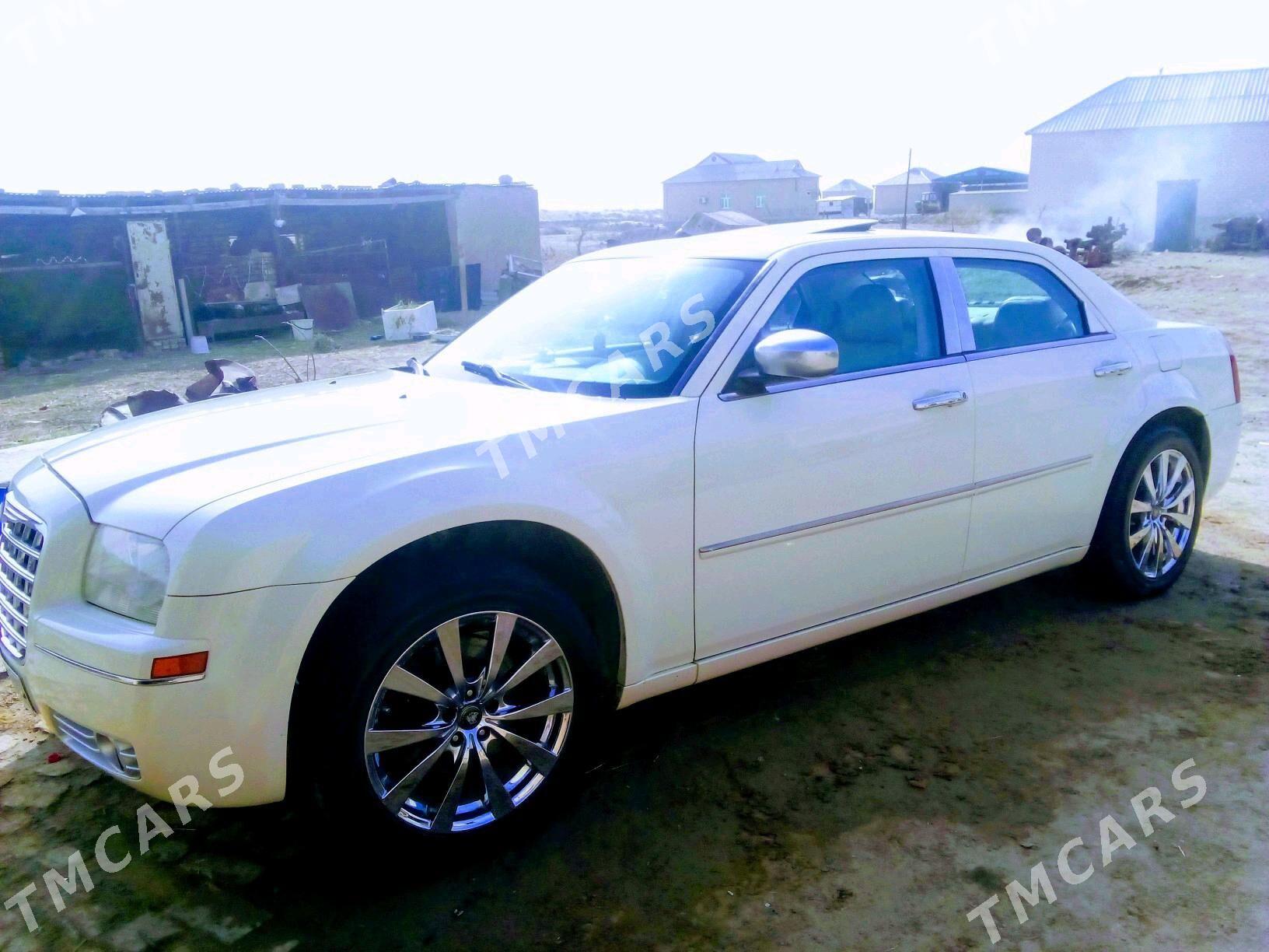 Chrysler 300 2008 - 90 000 TMT - Бабадайхан - img 2