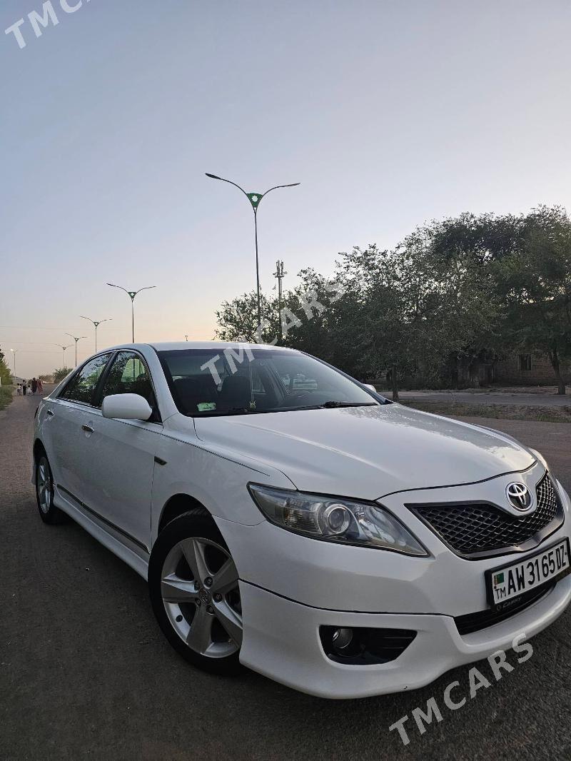 Toyota Camry 2010 - 185 000 TMT - Кёнеургенч - img 2