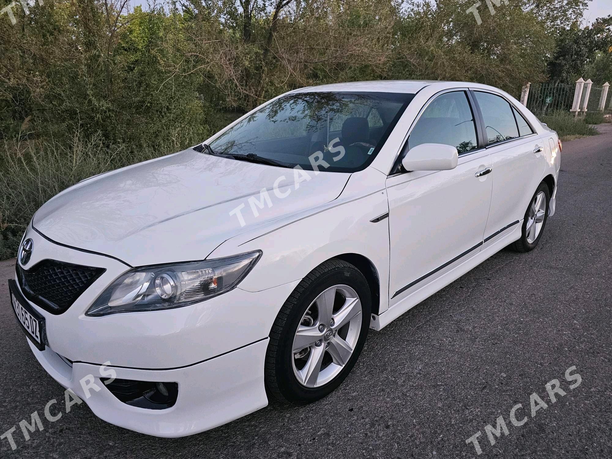 Toyota Camry 2010 - 185 000 TMT - Кёнеургенч - img 4