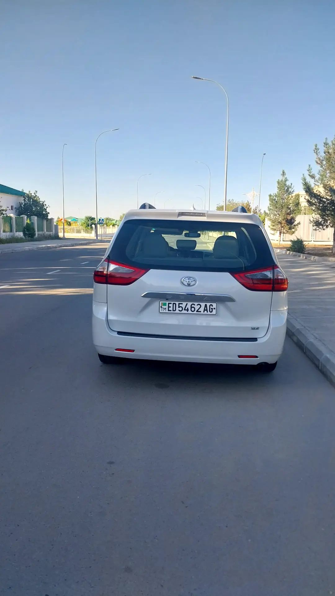 Toyota Sienna 2019 - 450 000 TMT - Köşi - img 2