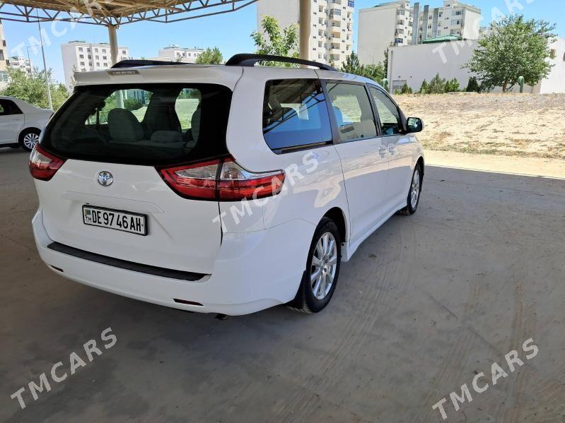 Toyota Sienna 2018 - 400 000 TMT - Parahat 8 - img 3