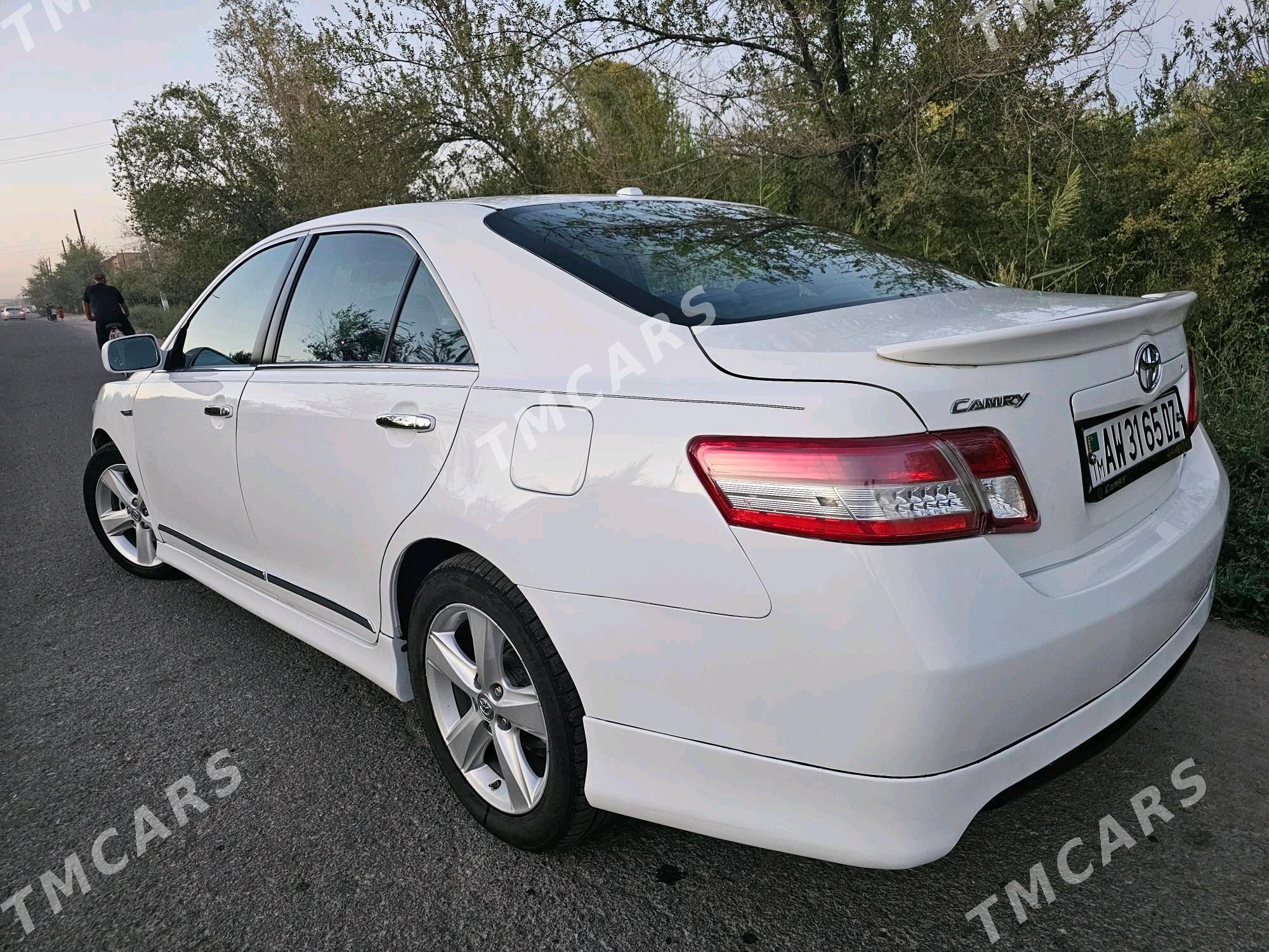 Toyota Camry 2010 - 185 000 TMT - Кёнеургенч - img 9