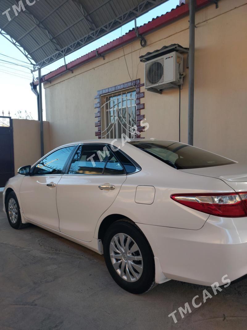 Toyota Camry 2016 - 210 000 TMT - Бузмеин - img 5