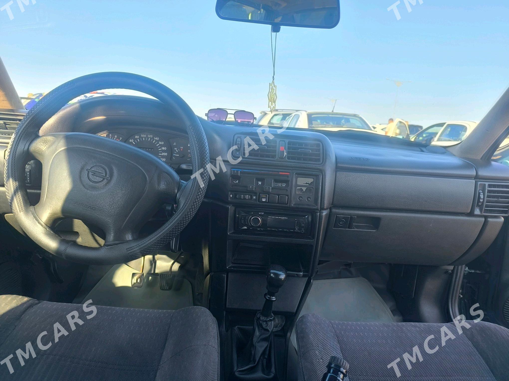 Opel Vectra 1995 - 33 000 TMT - Дашогуз - img 5