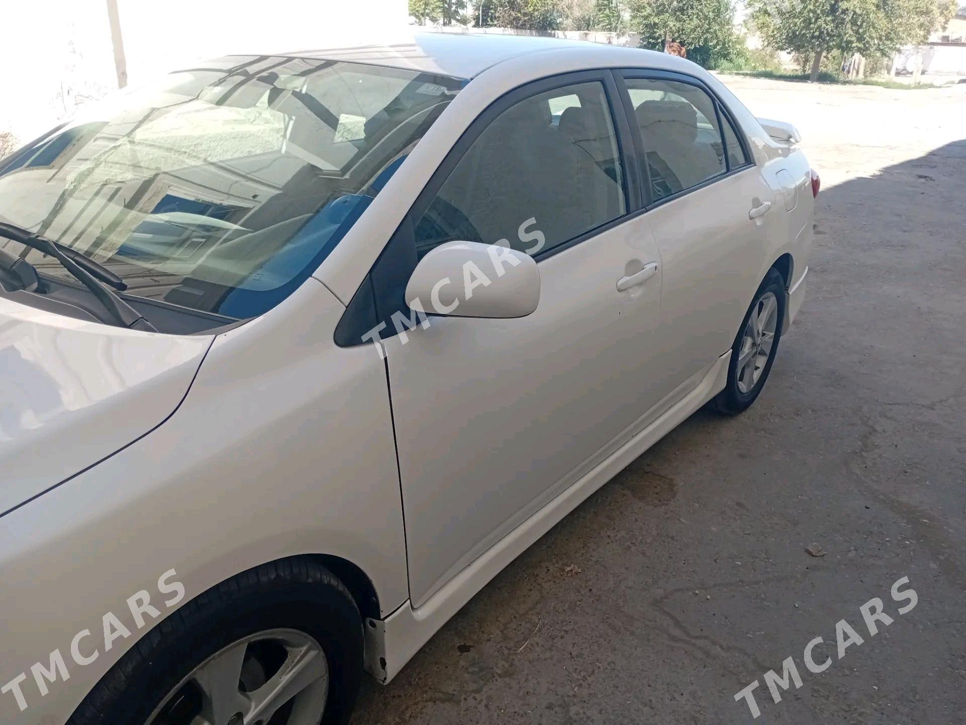 Toyota Corolla 2011 - 170 000 TMT - Çärjew - img 3