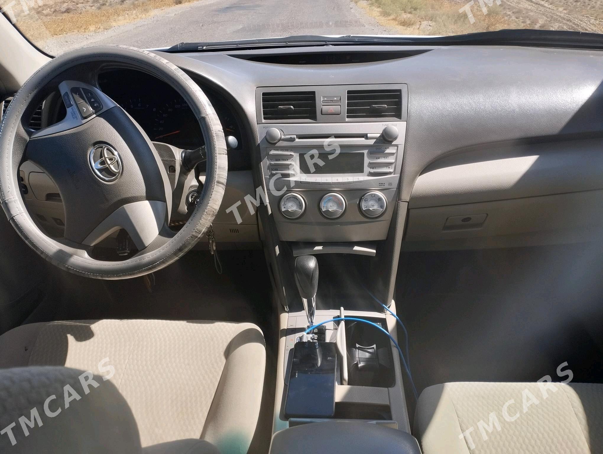Toyota Camry 2011 - 180 000 TMT - Балканабат - img 5